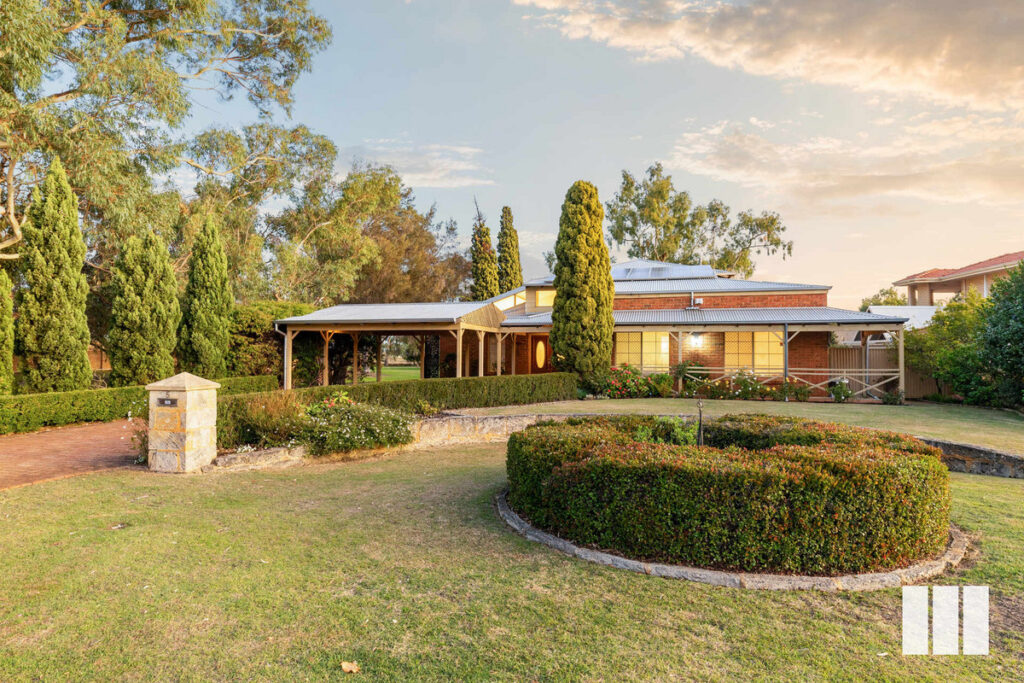 TRANQUIL RIVERSIDE FAMILY OASIS