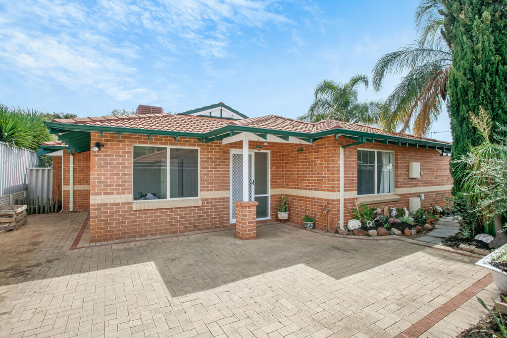 CHOOSE YOUR LIFESTYLE!