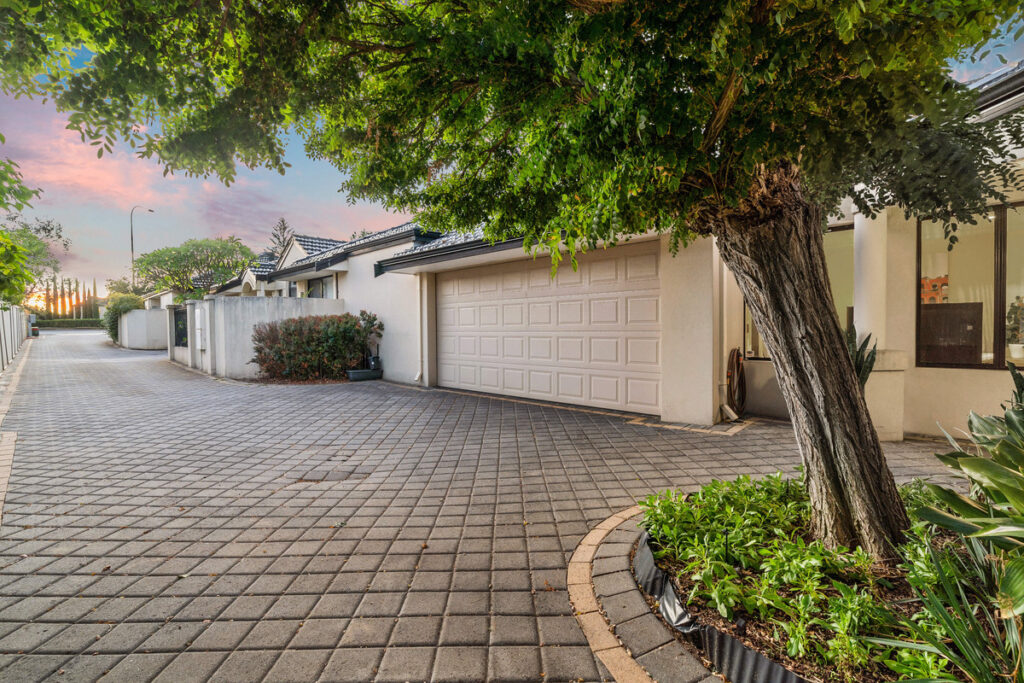 LOW MAINTENANCE LIFESTYLE