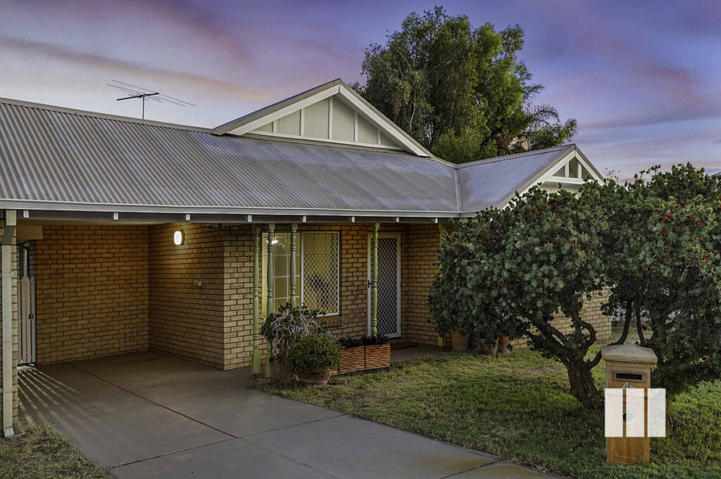 BEAUTIFULLY RENOVATED SINGLE LEVEL HOME