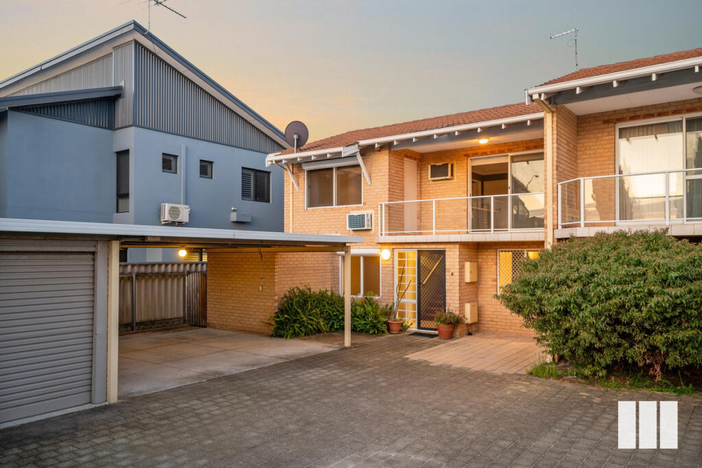 RIVERVIEW HIDEAWAY FOUND