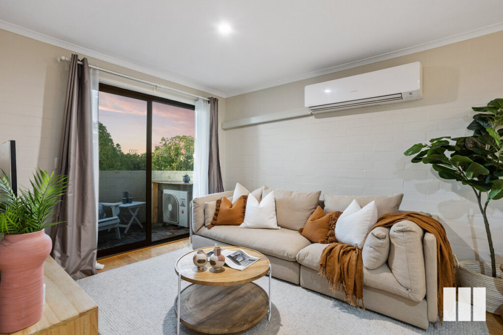 STYLISHLY RENOVATED SOUTH PERTH SANCTUARY