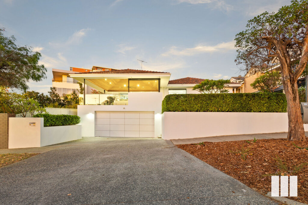 REFINED MODERN ELEGANCE