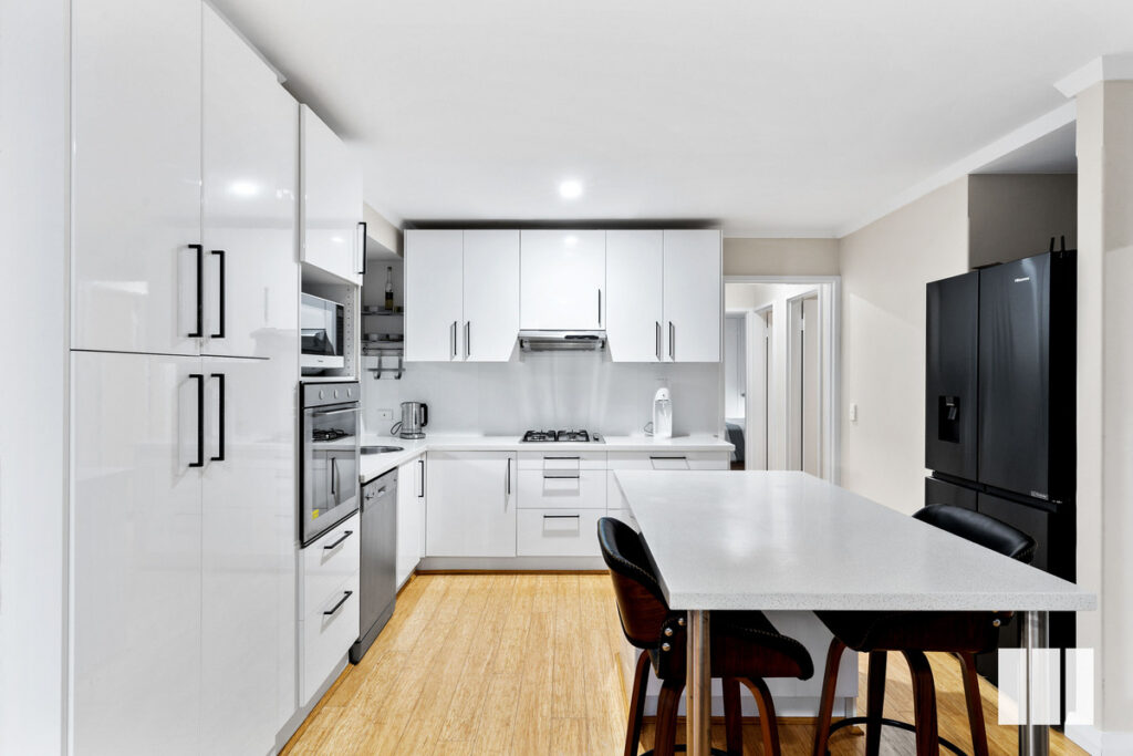 LOW-MAINTENANCE FULLY-RENOVATED UNIT