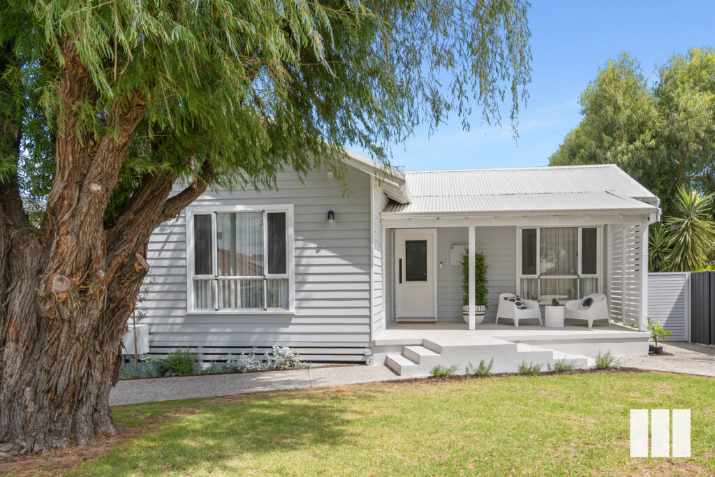 FULLY RENOVATED FAMILY HAVEN