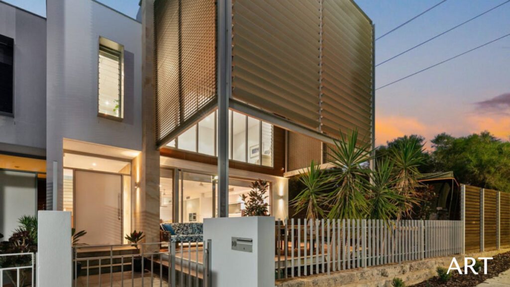 SWANBOURNE STUNNER!