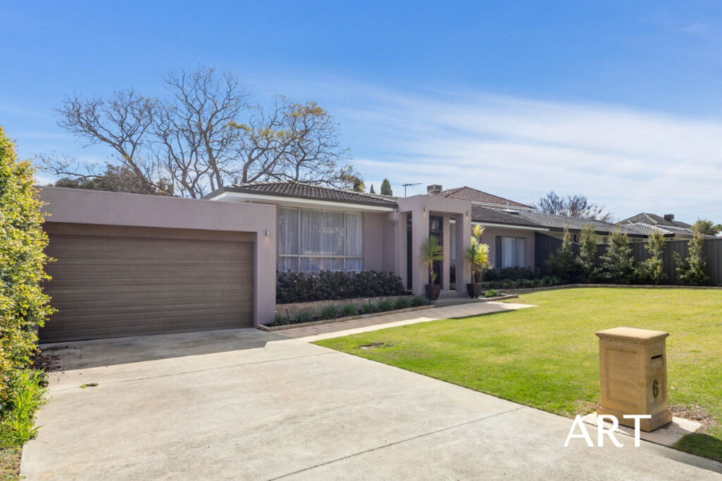 IMMACULATE FAMILY HOME IN MOUNT PLEASANT