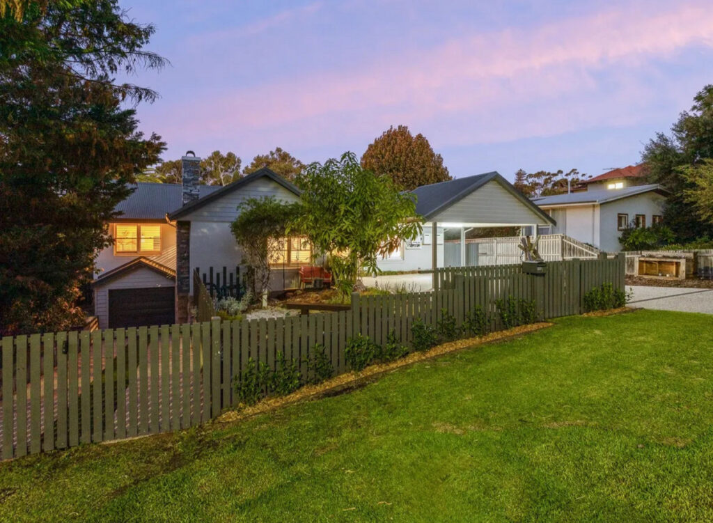 EXQUISITE FAMILY HOME