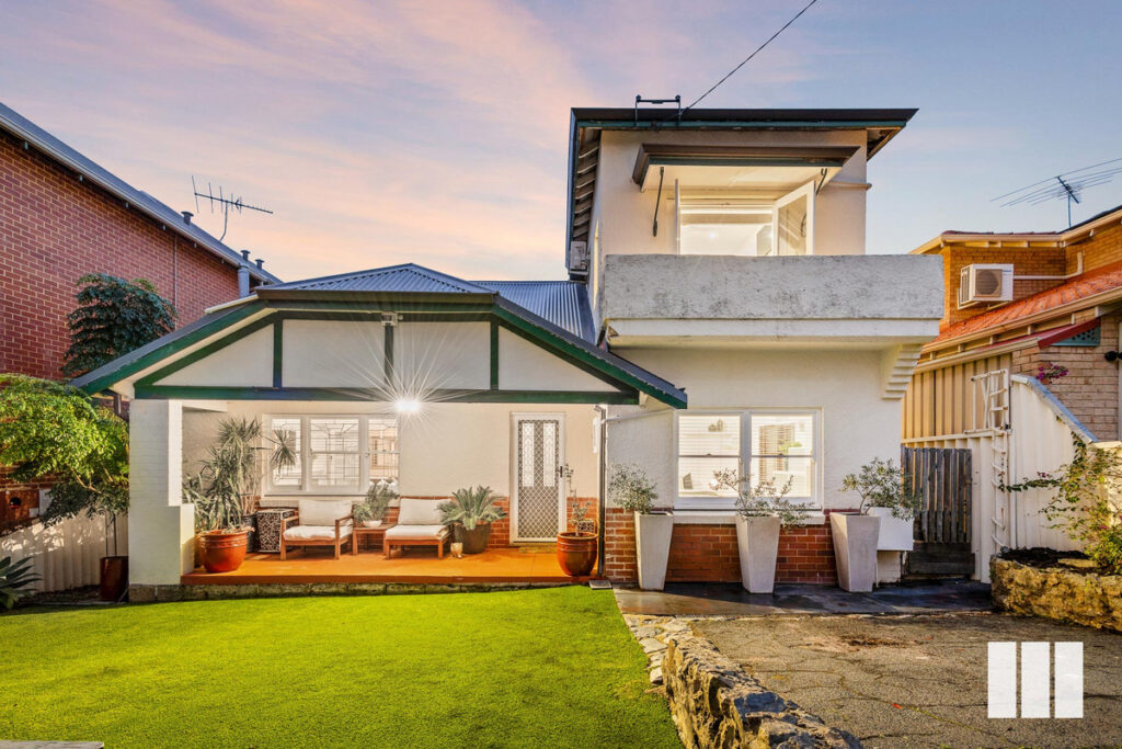 RARE TWO-STOREY CHARMER IN KENSINGTON