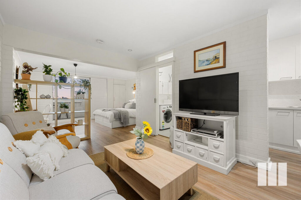 CHIC FREMANTLE LIVING