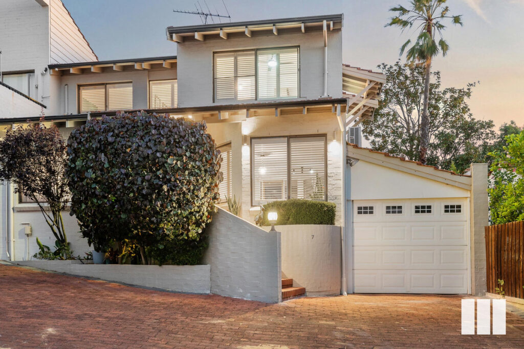 AN ENTERTAINER’S HAVEN IN SOUTH PERTH