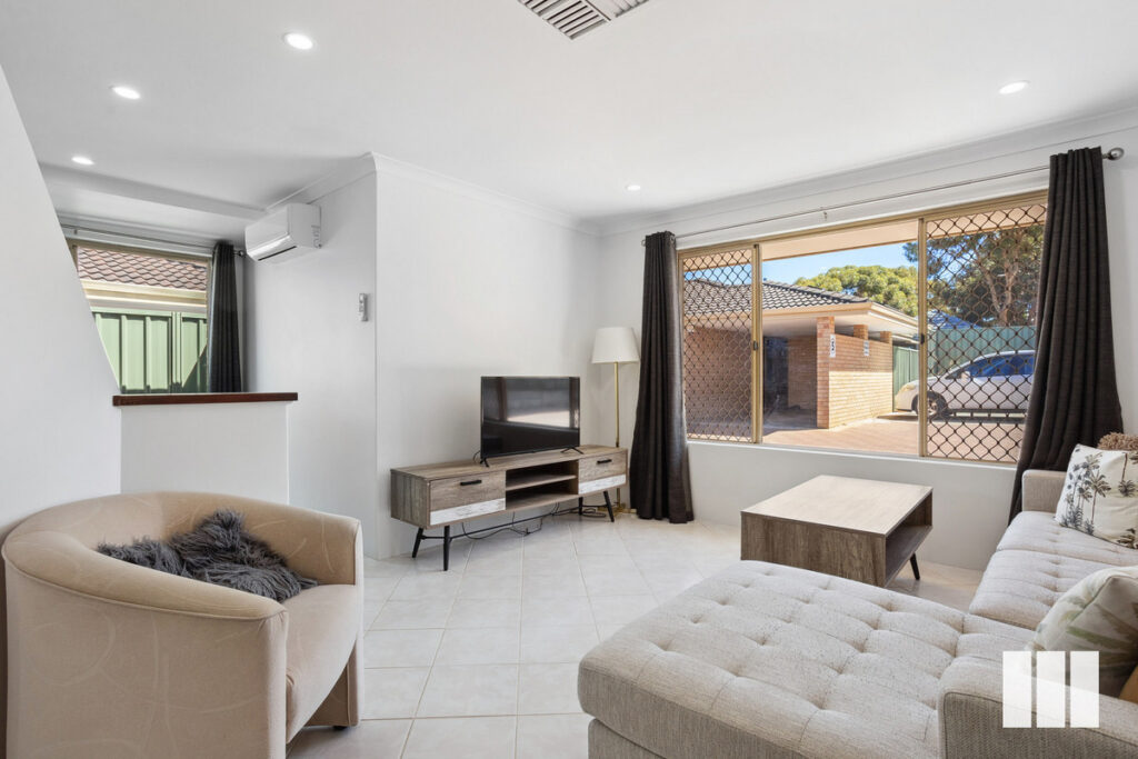 CUL DE SAC CONVENIENCE IN GREAT LOCATION – Available from 30th of April