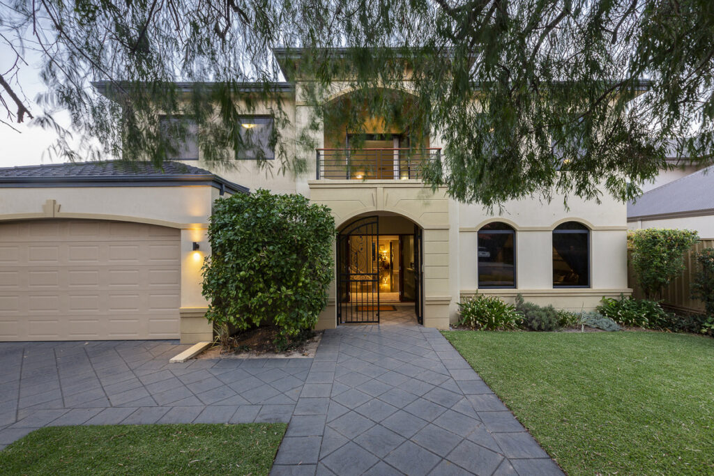 LOW MAINTENANCE LUXURY