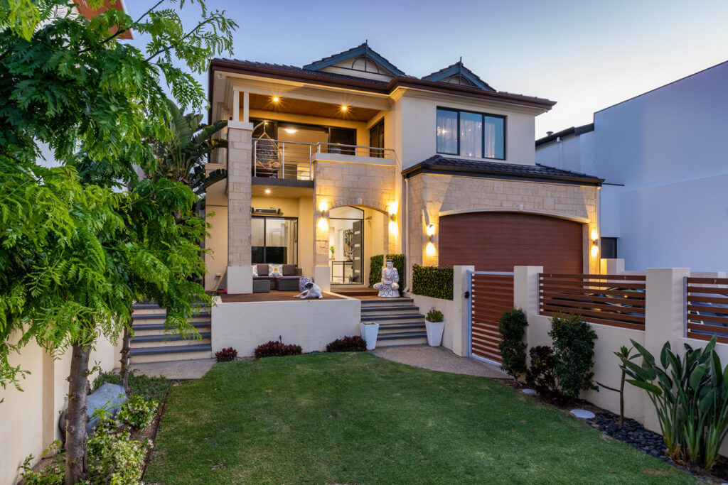 ELEVATED OPULENCE