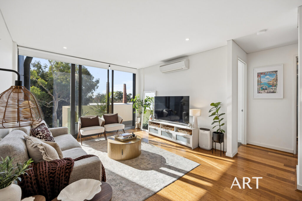 STYLISH, SPACIOUS & PERFECTLY POSITIONED