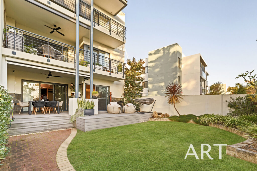 PRIVATE, LUXURIOUS & EFFORTLESSLY CONSIDERED – GROUND FLOOR APARTMENT WITH ZERO COMPROMISE