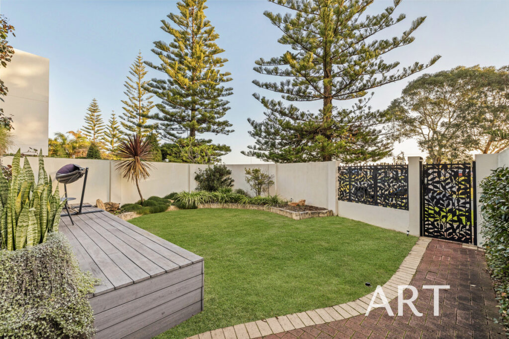PRIVATE, LUXURIOUS & EFFORTLESSLY CONSIDERED – GROUND FLOOR APARTMENT WITH ZERO COMPROMISE